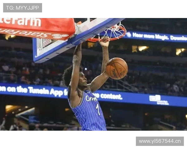 伊萨克对抗能力不足?身体素质与战术角色解析 伊萨克对抗能力不足?身体素质与战术角色解析