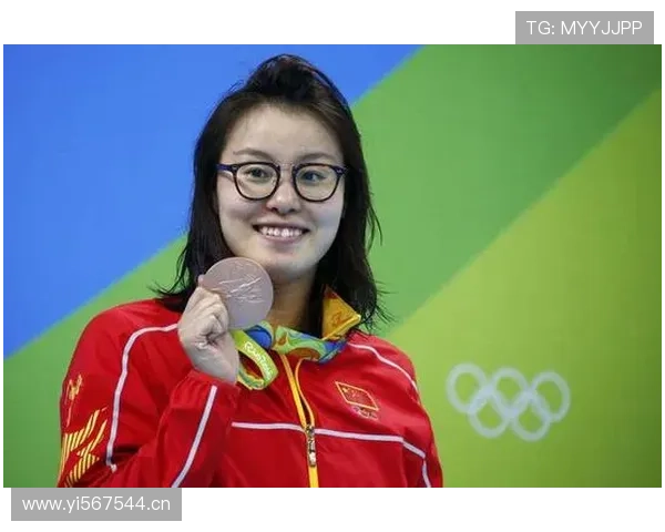 傅园慧这生活真打破我认知了，泳池外居然是另一种节奏？